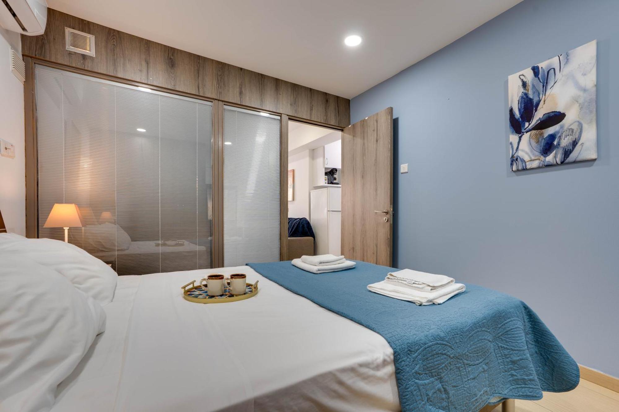 Atlantis Apartments 50M From Makenzy Seafront Larnaca Exterior foto