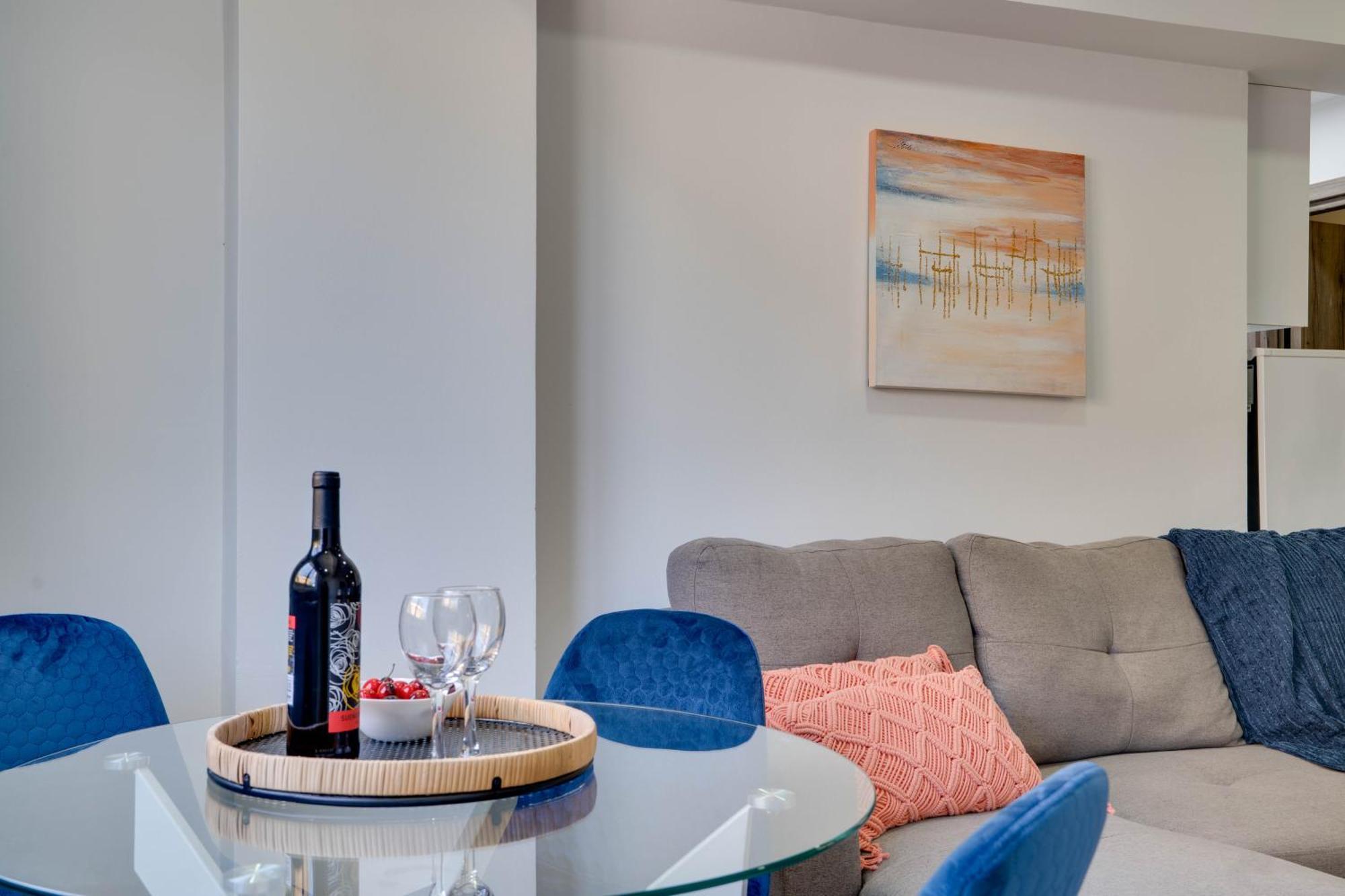 Atlantis Apartments 50M From Makenzy Seafront Larnaca Exterior foto