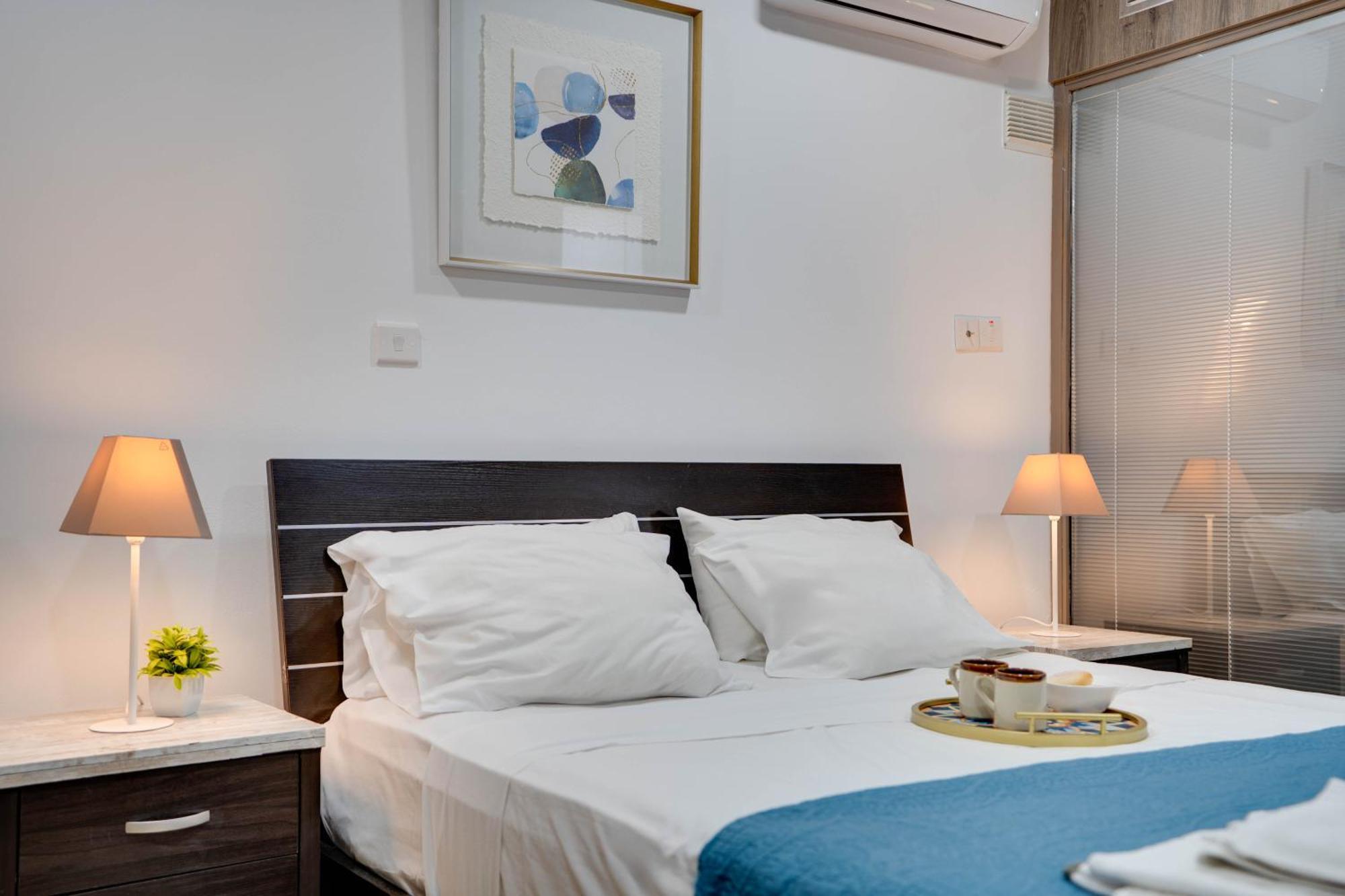 Atlantis Apartments 50M From Makenzy Seafront Larnaca Exterior foto